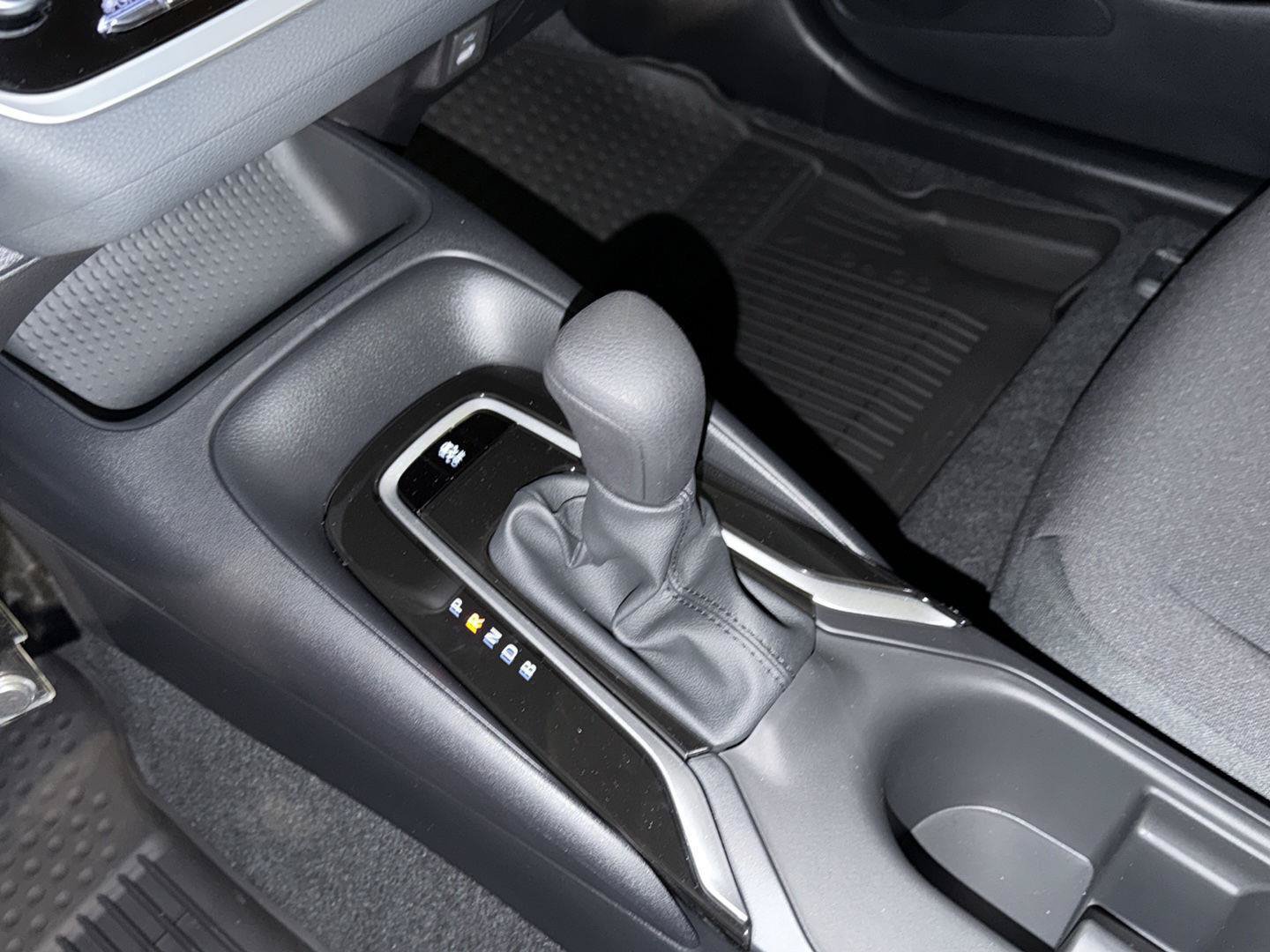 New 2027 Toyota Corolla LE FWD image 26