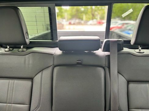 Used 2024 Chevrolet Silverado 2500 High Country w/ Technology Package image 31