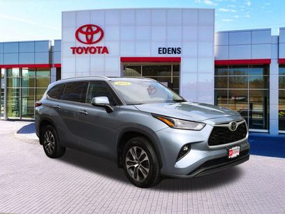 Used 2022 Toyota Highlander XLE
