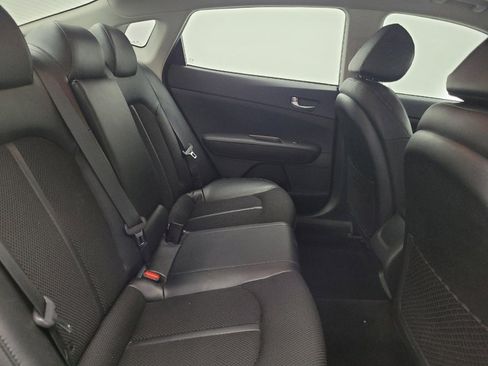 Used 2019 Kia Optima S FWD image 19