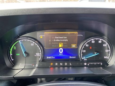 Used 2022 Ford Maverick Lariat w/ Lariat Luxury Package image 17