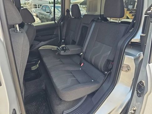 Used 2017 Ford Transit Connect XLT FWD image 19
