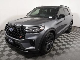 Used 2025 Ford Explorer ST AWD/4WD video 1