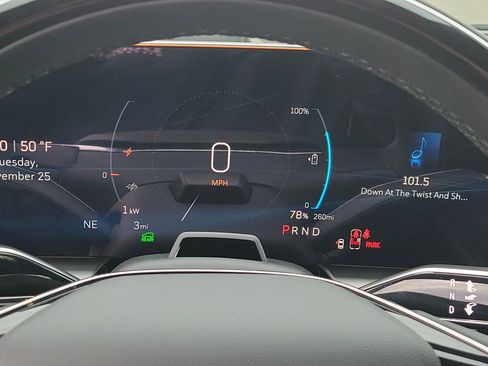 New 2026 Cadillac Lyriq Sport image 22