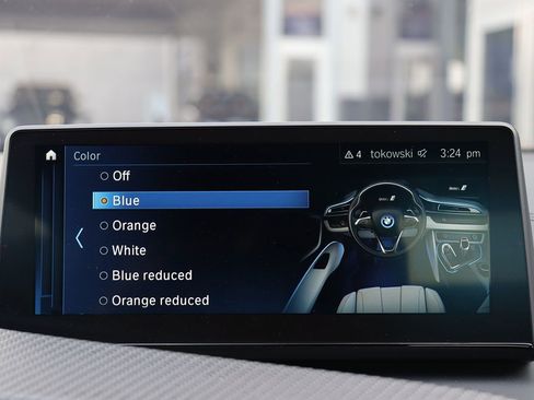 Used 2019 BMW i8 Roadster image 30