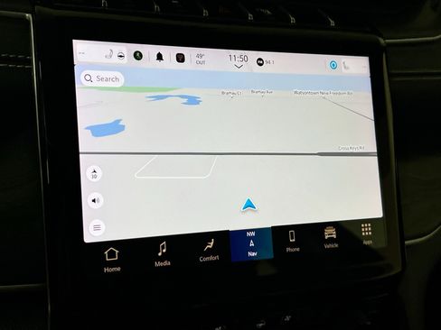 Used 2023 Jeep Grand Cherokee L Limited w/ Luxury Tech Group II image 13