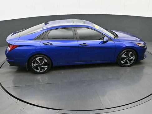 Certified 2022 Hyundai Elantra Limited image 33