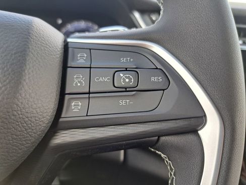 New 2026 Jeep Grand Cherokee Laredo RWD image 13