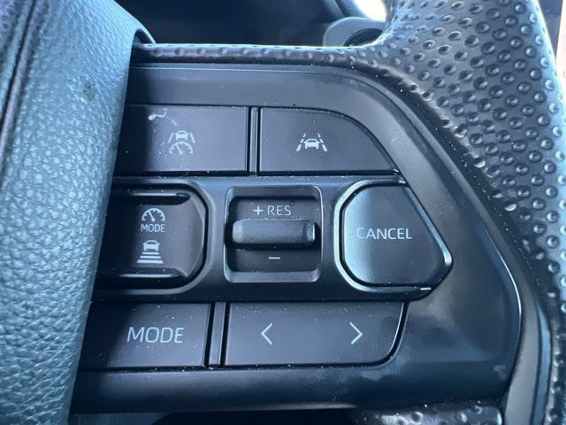 Used 2024 Toyota Tacoma SR5 AWD/4WD image 28