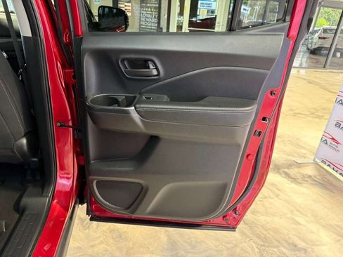 Used 2025 Honda Ridgeline Sport image 48