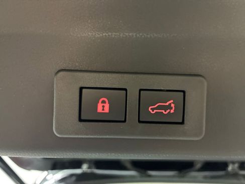 Certified 2026 Subaru Ascent Limited AWD/4WD image 14