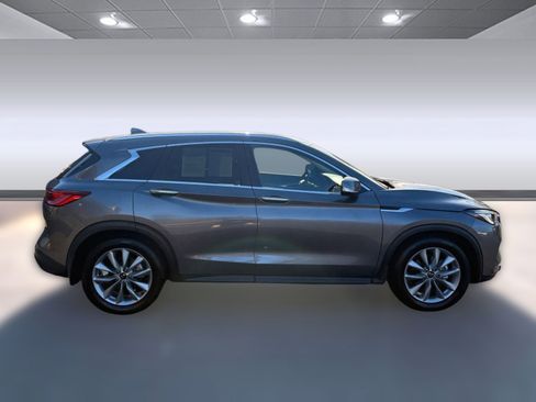 Used 2022 INFINITI QX50 Luxe image 8
