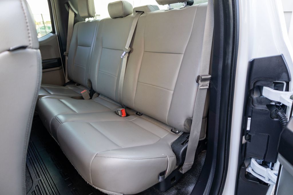 Used 2019 Ford F250 XL w/ STX Appearance Package RWD image 11