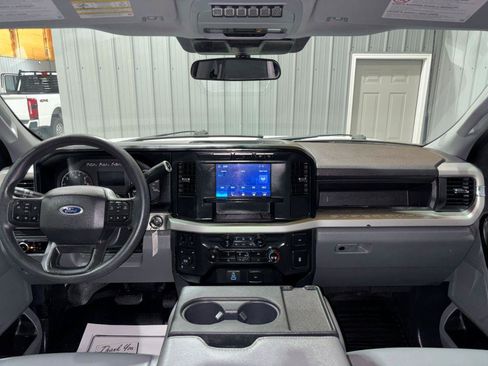 Used 2023 Ford F250 XL w/ FX4 Off-Road Package AWD/4WD image 17