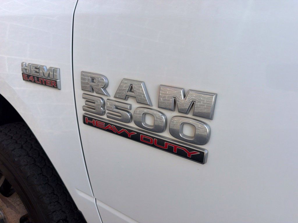 Used 2017 RAM 3500 Tradesman AWD/4WD image 9