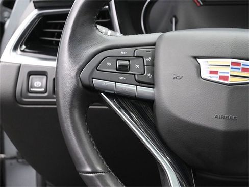 Certified 2025 Cadillac XT6 Premium Luxury image 32