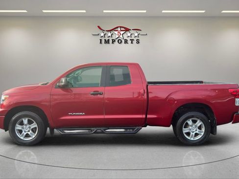 Used 2011 Toyota Tundra 4x4 Double Cab image 2