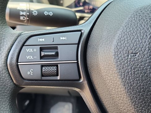 Certified 2023 Honda Accord EX image 19