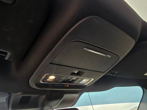 Used 2022 Ford F150 Lariat w/ Equipment Group 502A High image 23