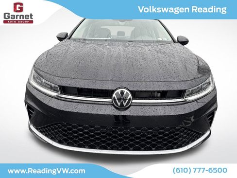 New 2026 Volkswagen Jetta SE image 8