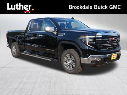 New 2026 GMC Sierra 1500 SLT w/ SLT Convenience Package