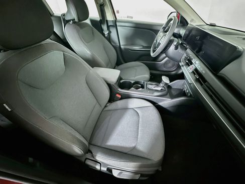 Used 2025 Kia K4 FWD image 31