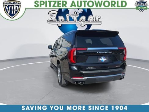 Used 2025 GMC Yukon XL Denali AWD/4WD image 8