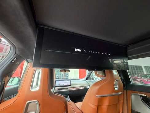 Used 2023 BMW 760i xDrive w/ Luxury Rear Seating Package AWD/4WD image 29