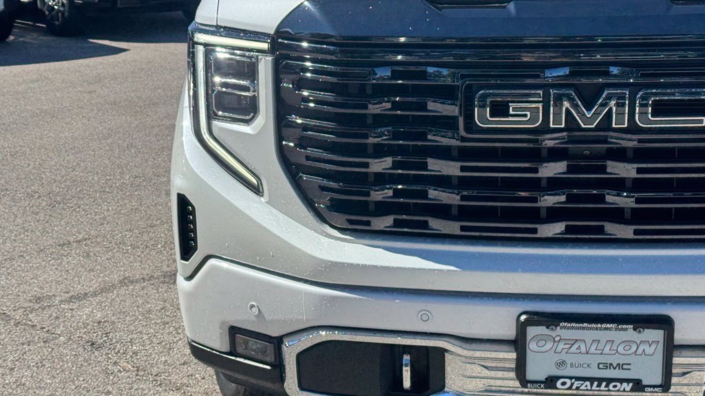 Used 2023 GMC Sierra 1500 Denali Ultimate AWD/4WD image 11