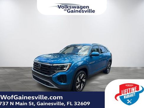 Certified 2024 Volkswagen Atlas Cross Sport SE FWD image 3