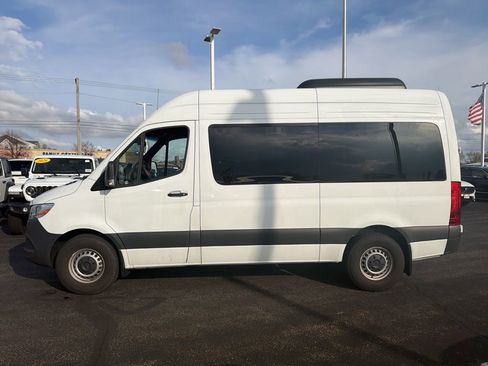 Used 2024 Mercedes-Benz Sprinter 2500 image 8