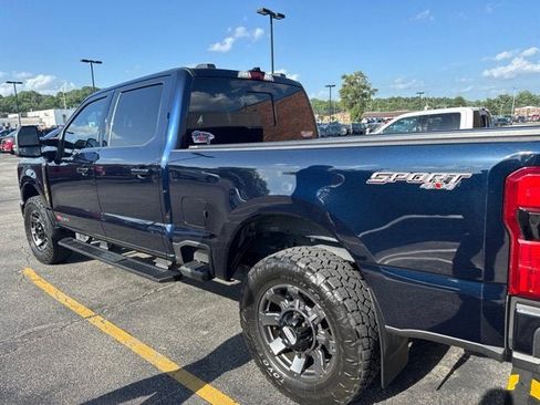 Used 2023 Ford F350 Lariat w/ Lariat Ultimate Package AWD/4WD image 2