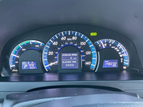 Used 2013 Toyota Camry XLE image 31