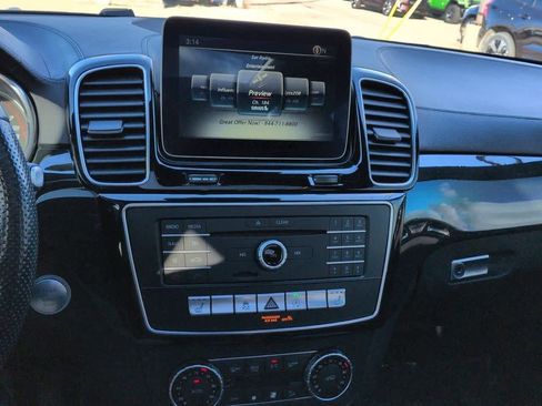 Used 2018 Mercedes-Benz GLS 450 4MATIC image 30