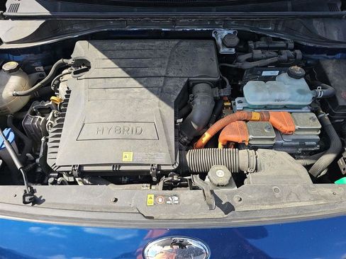 Used 2018 Kia Niro LX FWD image 18