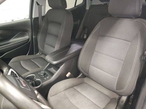 Used 2023 GMC Terrain SLE w/ Driver Convenience Package image 25