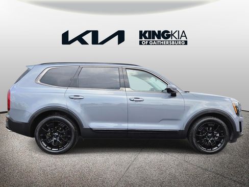 Used 2021 Kia Telluride SX w/ SX Prestige Package AWD/4WD image 2