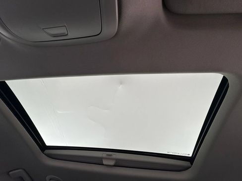 Used 2021 Buick Enclave Essence w/ Sport Touring Edition FWD image 37