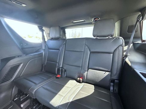 Used 2024 Chevrolet Tahoe High Country AWD/4WD image 20