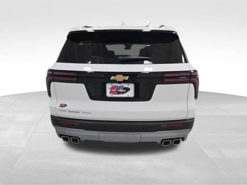 New 2026 Chevrolet Traverse LT image 4