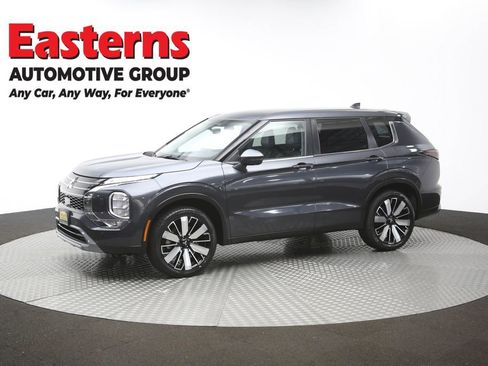 Used 2025 Mitsubishi Outlander SE AWD/4WD image 58