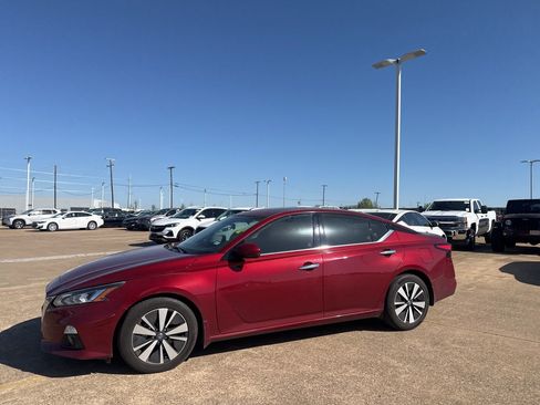 Certified 2022 Nissan Altima 2.5 SL image 10