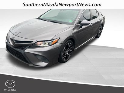 Used 2018 Toyota Camry SE w/ Moonroof Package
