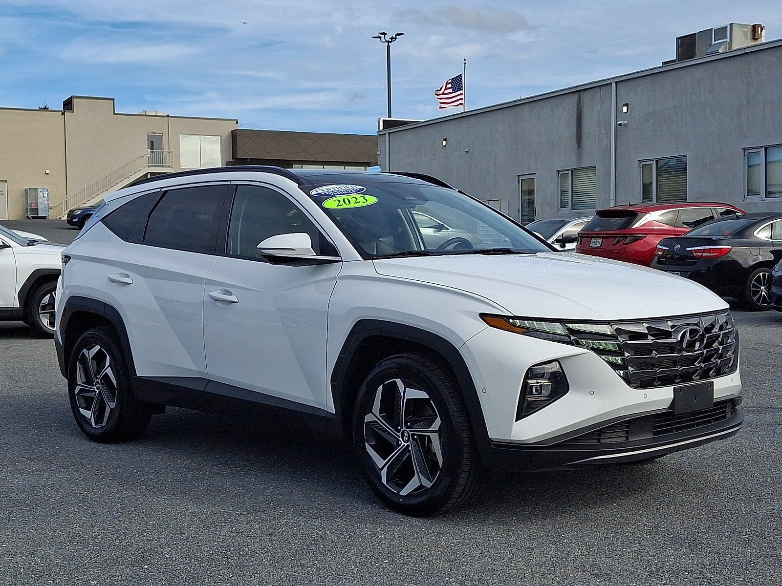 Certified 2023 Hyundai Tucson Limited AWD/4WD image 3