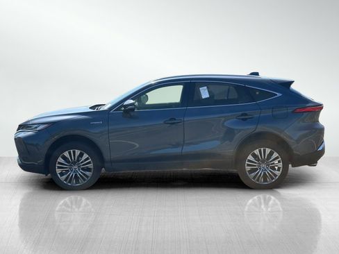 Used 2021 Toyota Venza XLE w/ Softex Package AWD/4WD image 4