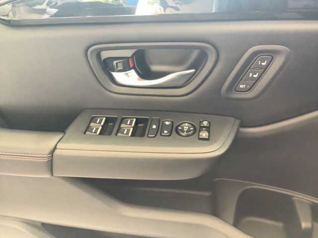 Used 2024 Honda Pilot TrailSport image 14