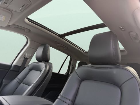 New 2026 Lincoln Aviator AWD image 14