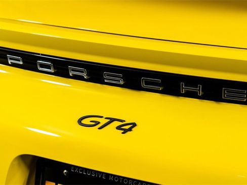 Used 2020 Porsche 718 Cayman GT4 image 24