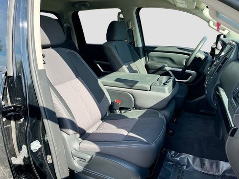 Used 2024 Nissan Titan SV w/ Accessory Utility Package RWD image 25