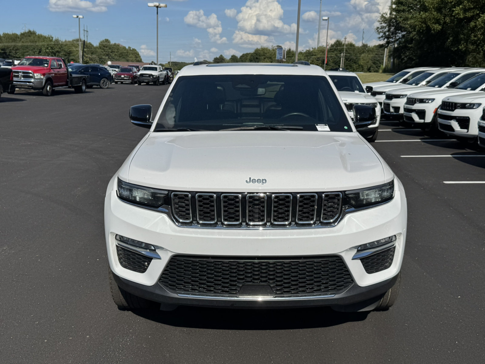 Used 2024 Jeep Grand Cherokee Limited 4xe AWD/4WD image 2